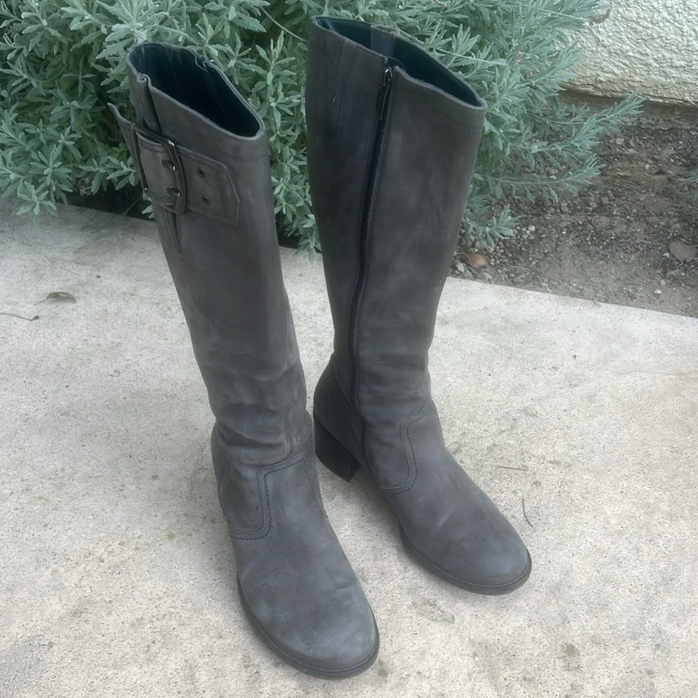 Paul Green Kendra Grey Leather Tall Buckle Boot Women's Size 8